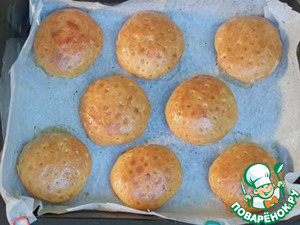 Дрожжевые ванильные булочки на молоке