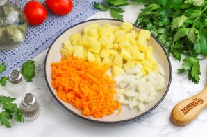 Чечевичный суп с курицей Чечевичный суп с курицей