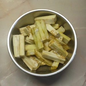 Баклажаны в кисло-сладком соусе Баклажаны в кисло-сладком соусе